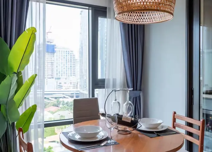 Luxurious Upscale Downtown * Bangkok